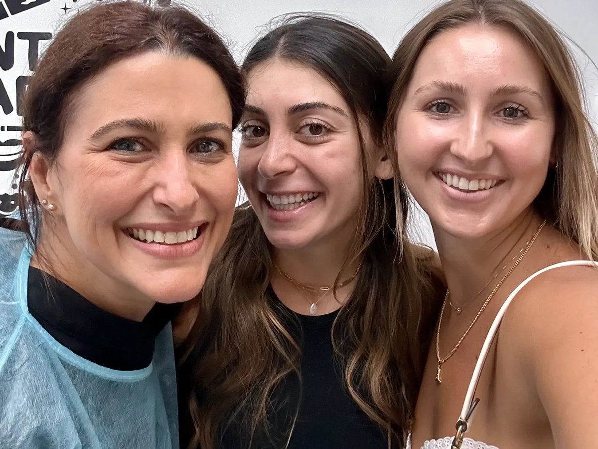 Smiling Patients with Plantation Dentist